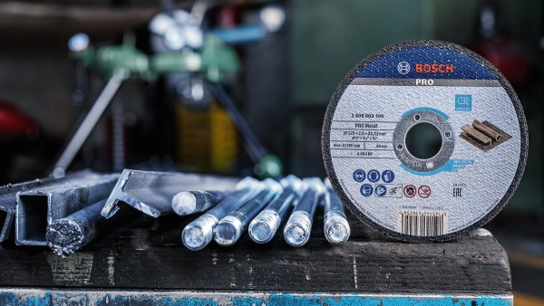 PRO Metal Bonded Cutting Disc  A 30 S BF 125 22.23 2.5 1 Pcs