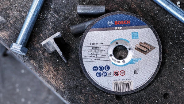 PRO Metal Bonded Cutting Disc  A 30 S BF 125 22.23 2.5 1 Pcs