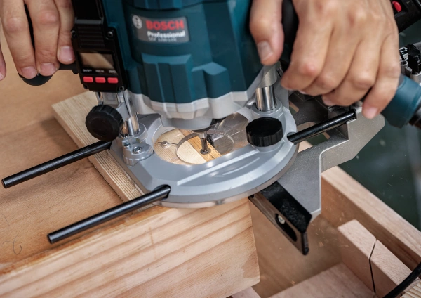 PRO Router Bit Mixed Set, 30 pcs 6 4; 6; 8; 10; 12; 16; 20; 19; 25; 29; 32; 38; 13; 13; 16; 8; 32; 32; 35; 25; 16; 16; 13; 27; 12; 20; 22; 29; 32; 12